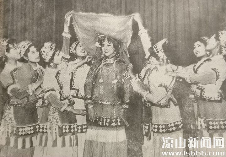 1536913867119288.jpg 1536895696239.jpg