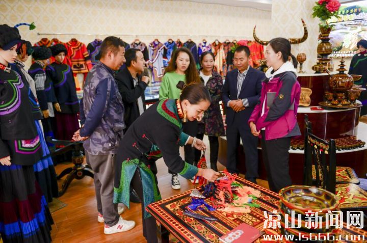 1569659062542761.jpg 1.jpg