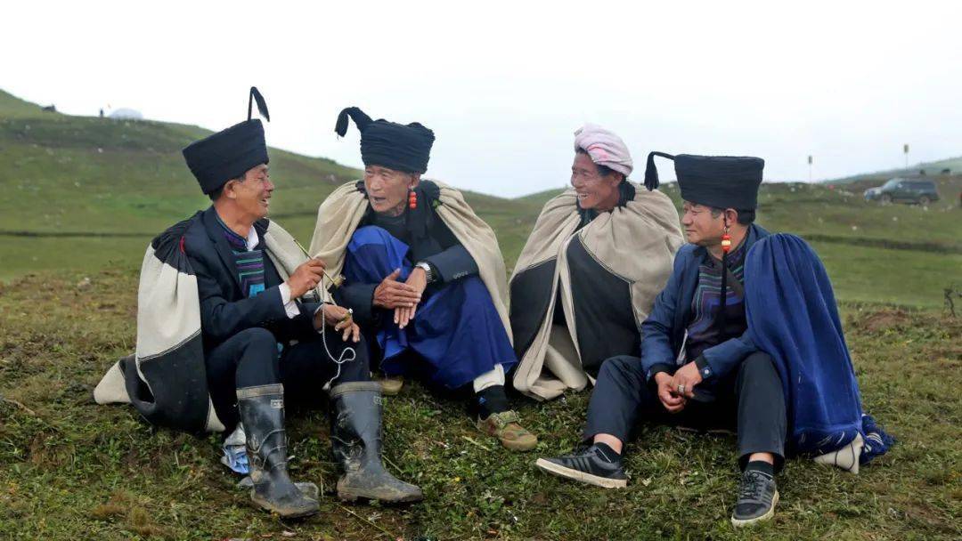 摄影记录:大凉山美姑县的彝族毕摩 摄影记录:大凉山美姑县的彝族毕摩