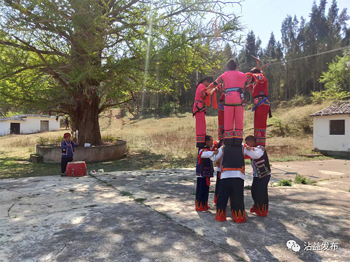 1688809230870522.jpg diejiaowu1.jpg