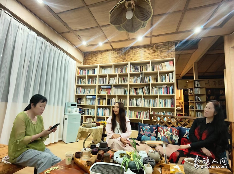 1689431851618520.jpg 1623817939.jpg