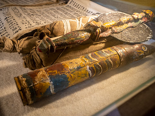 社会学视野下凉山彝族“毕摩”社会资本的建构