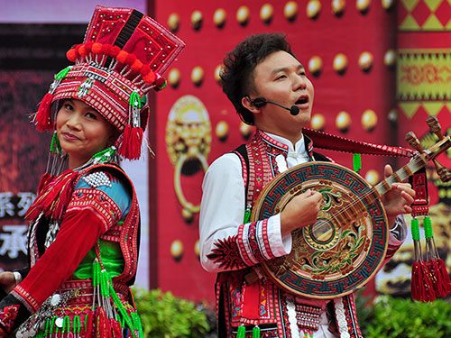 云南石屏彝族海菜腔的传承与保护