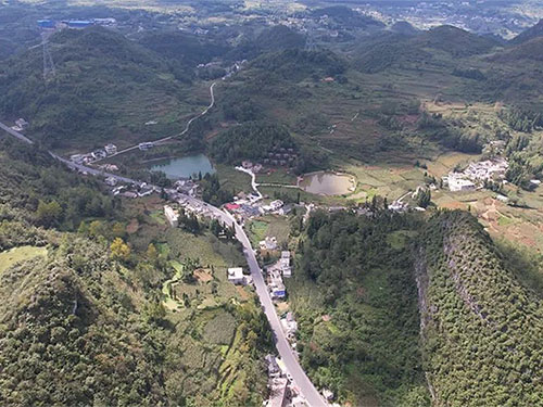 传统生计方式的文化生态适应研究——以黔西北百纳彝族“漆粮并作”的生计方式为例