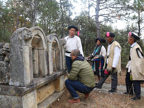 他留墓碑:彝汉文化融合之佐证