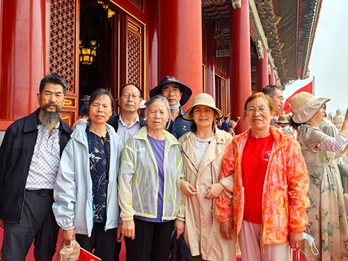 普显宏:登天安门城楼(外十一首)