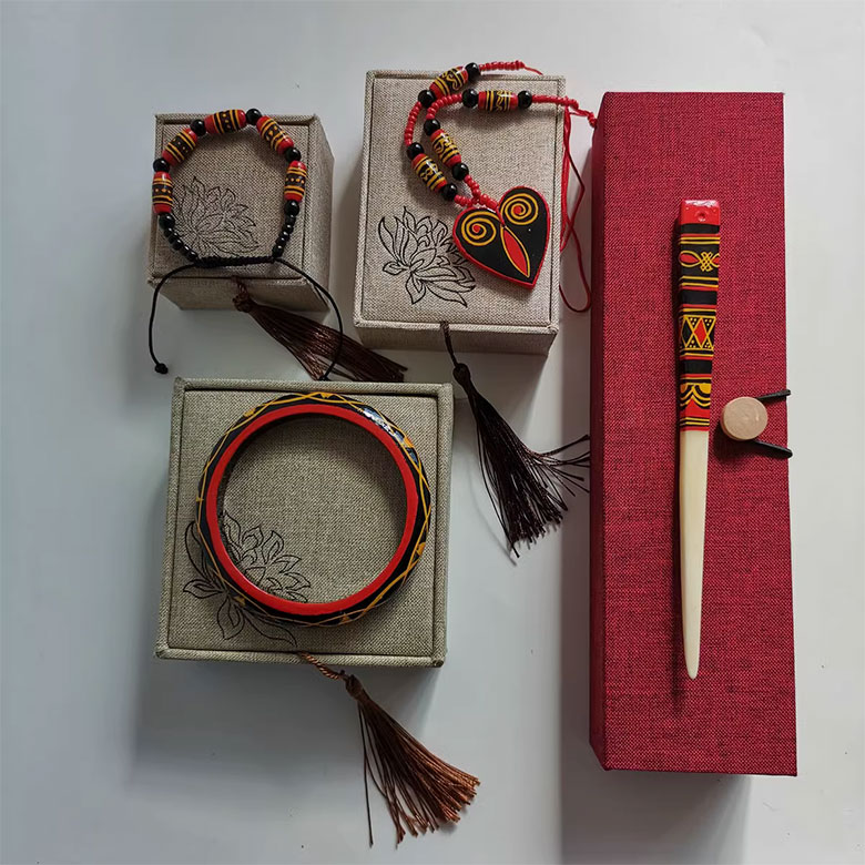 1741094074700998.jpg tb2.jpg