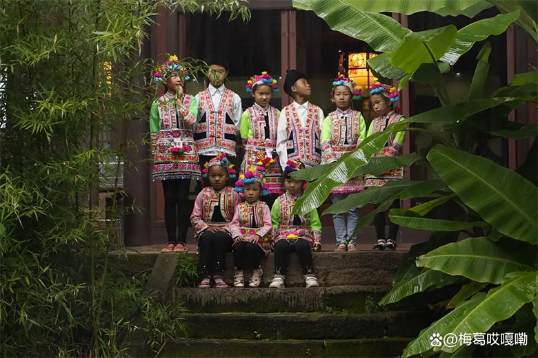 1741744040918327.jpg w06.jpg