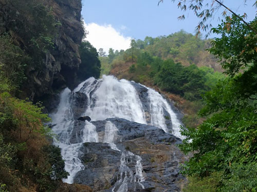 普显宏:戛洒行(外五首)