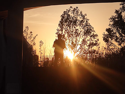 石查优红:看自己