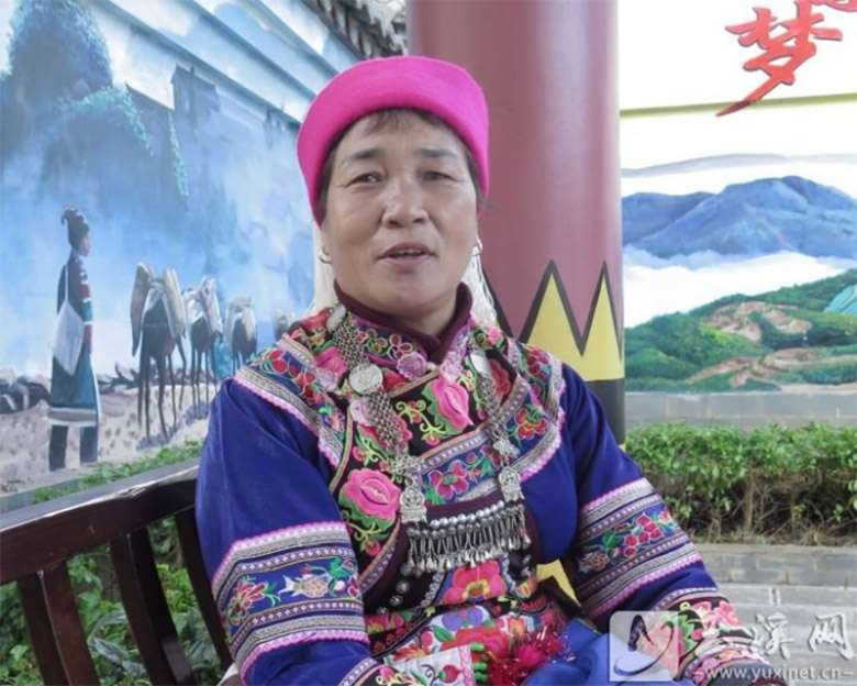 1761110762752899.jpg ppt1.jpg