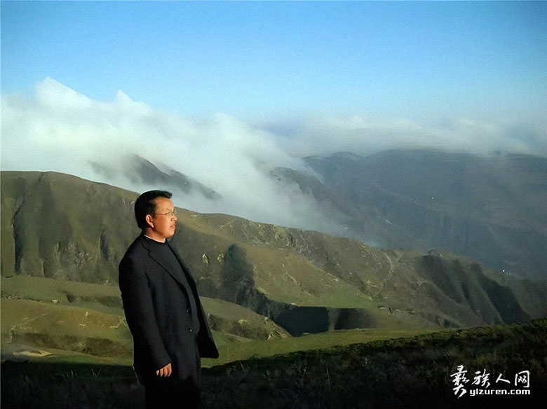 1761393475973398.jpg 7285506.jpg