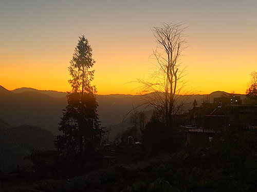 古西格玛|陪天堂里的爸爸说说话(外2篇)