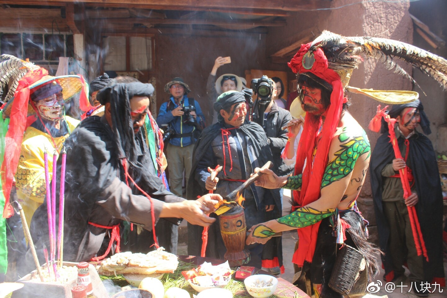 热闹的祥云七宣彝族哑巴节