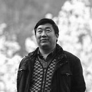 彝族诗人阿苏越尔