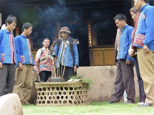 楚雄大过口彝族祭祀习俗