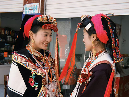 阿兰：那个嘉绒姑娘