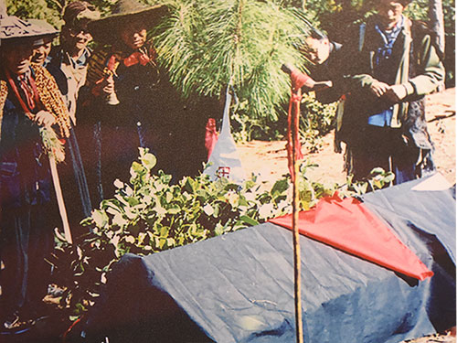 严肃与虔诚并存的生命之爱——浅析楚雄彝族文化中的生死观