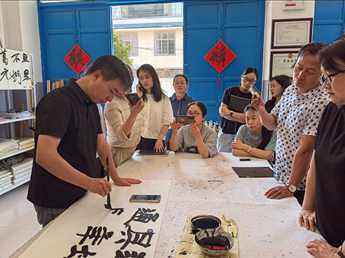 名师引领传承翰墨薪火——“苍洱墨香”书法公益研修班圆满结业