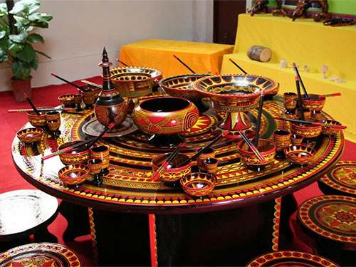 产业兴旺视域下彝族漆器文化现状分析和发展路径研究