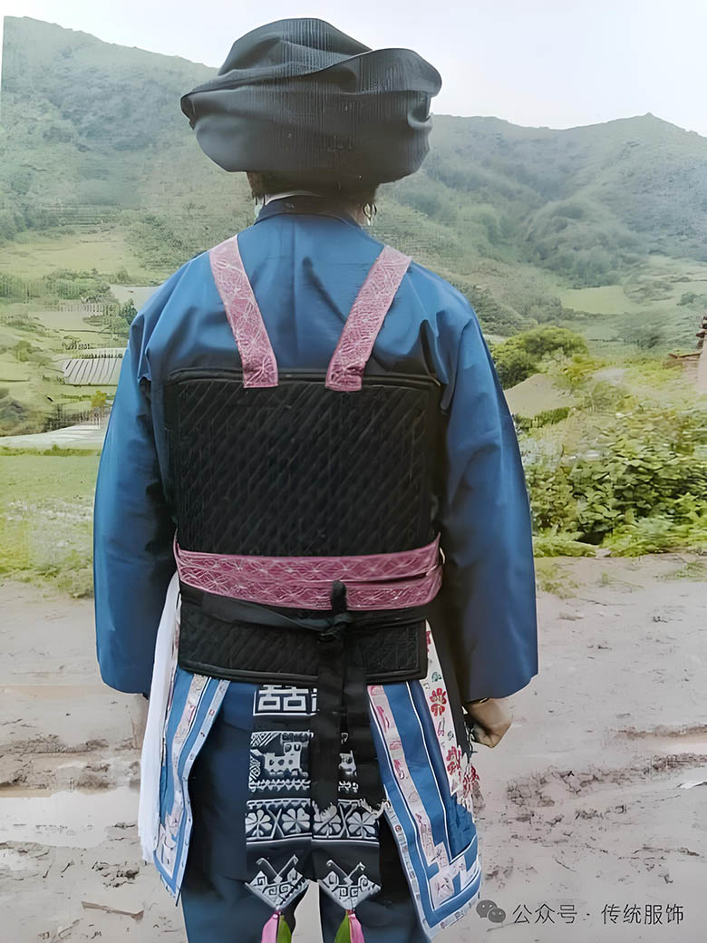 DM_20251016214857_014 (1).jpg