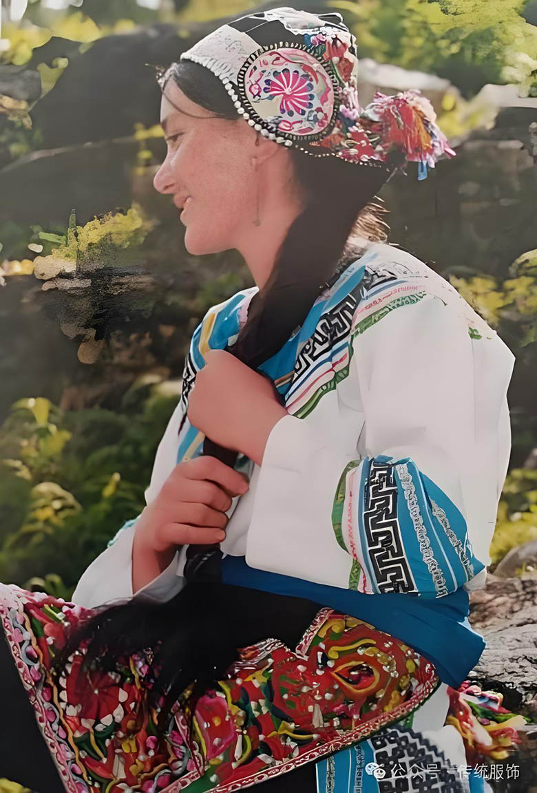 DM_20251016214857_018 (1).jpg