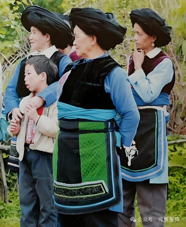 DM_20251016214857_029 (1).jpg