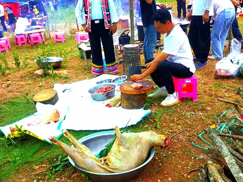 李正洪｜彝山羊汤锅情怀